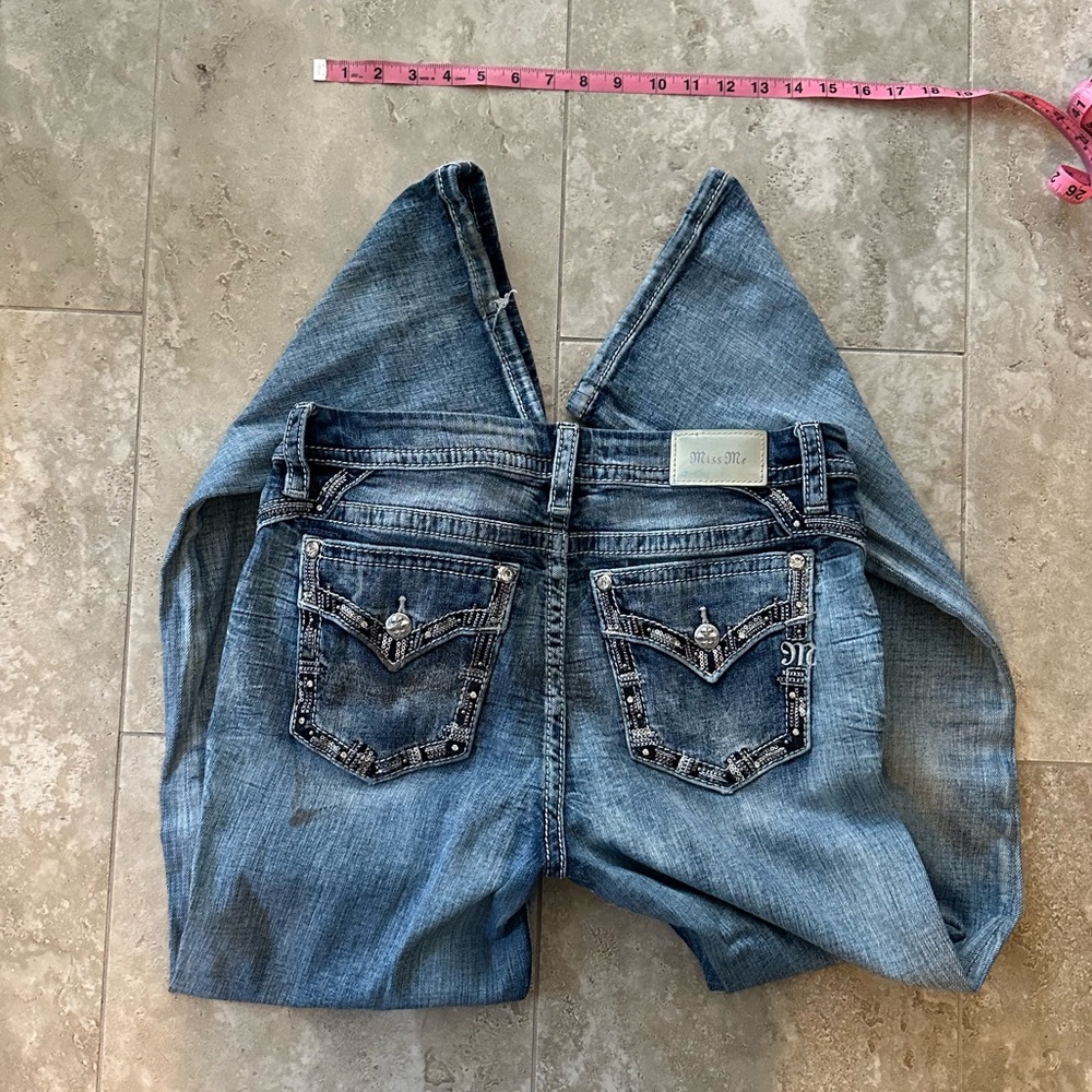 EUC women’s Miss Me Jeans - Size 31 Curvy x 32 mid-rise, straight leg.
